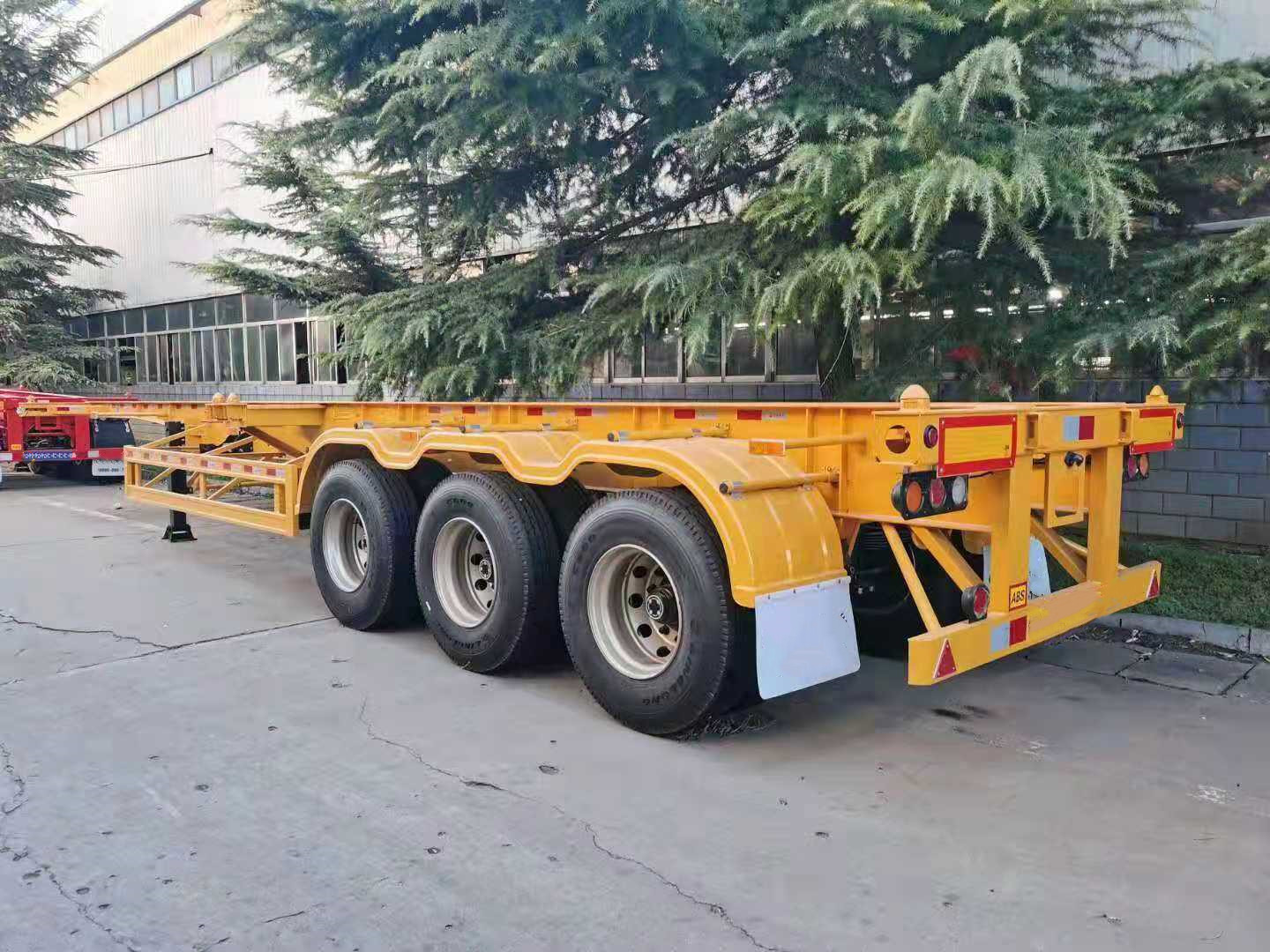 集裝箱運(yùn)輸半掛車